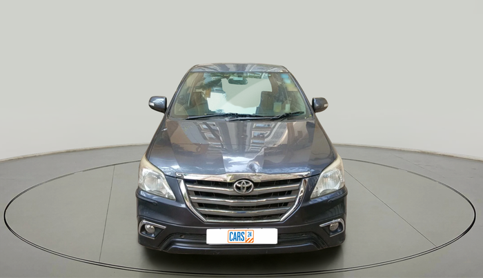 2015 Toyota Innova 2.5 VX 7 STR, Diesel, Manual, 81,716 km, exterior
