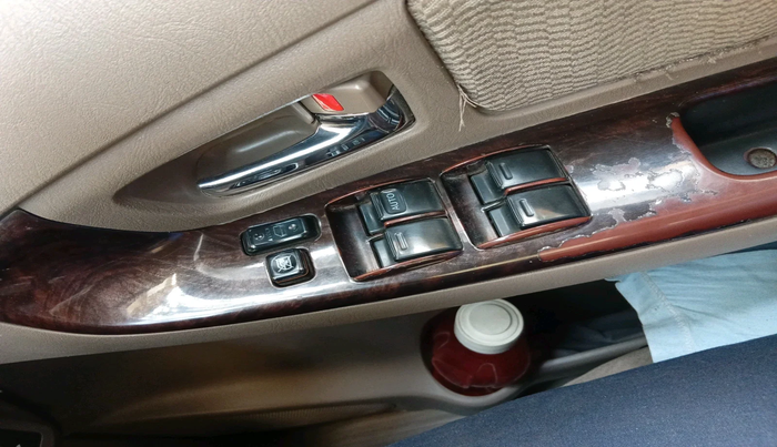 2015 Toyota Innova 2.5 VX 7 STR, Diesel, Manual, 81,716 km, interior