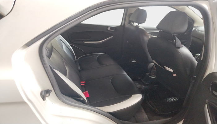 2018 Ford New Figo TITANIUM 1.2 PETROL MT, Petrol, Manual, 82,845 km, interior