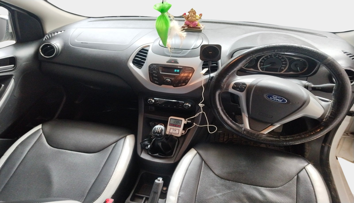 2018 Ford New Figo TITANIUM 1.2 PETROL MT, Petrol, Manual, 82,845 km, interior