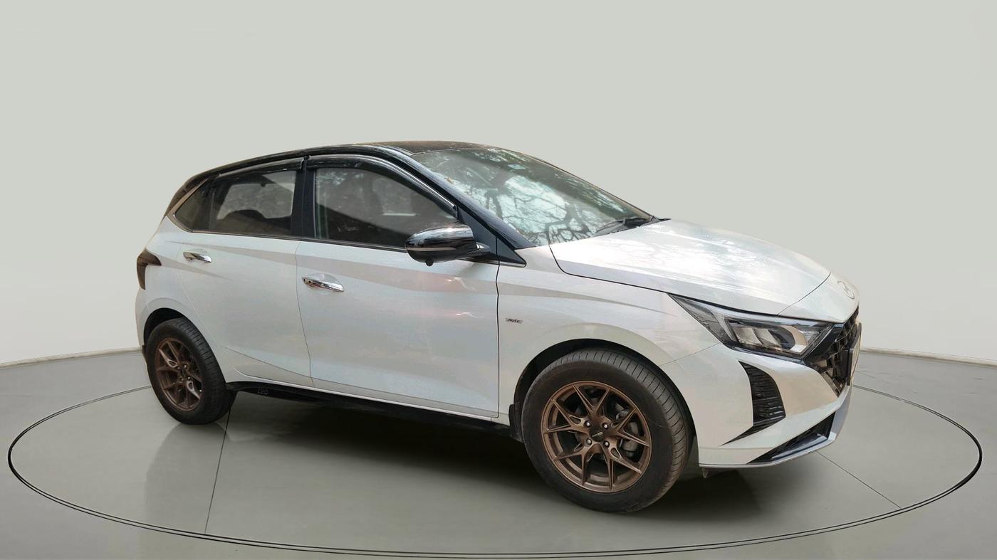 2024 Hyundai NEW I20 ASTA (O) 1.2 IVT, Petrol, Automatic, 8,663 km, exterior
