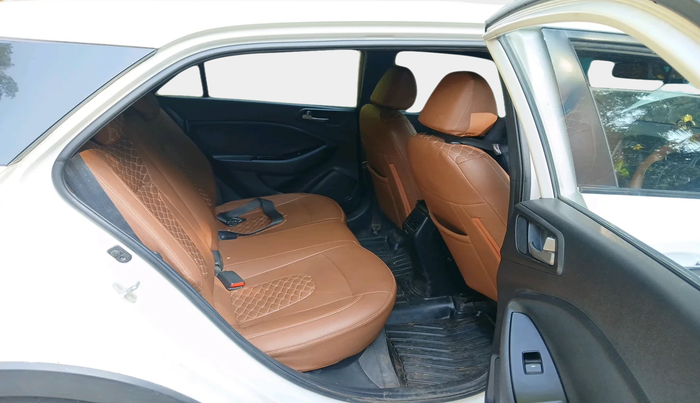 2015 Hyundai i20 Active 1.4 SX, Diesel, Manual, 91,489 km, interior