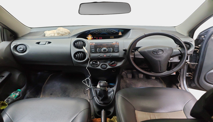 2013 Toyota Etios G, Petrol, Manual, 82,093 km, interior