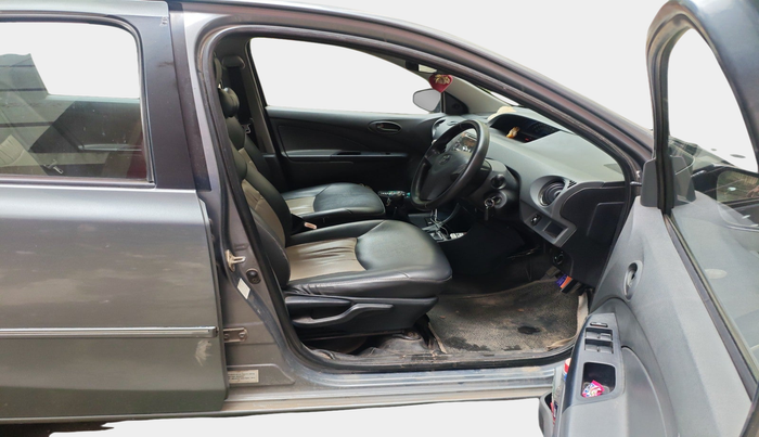 2013 Toyota Etios G, Petrol, Manual, 82,093 km, interior