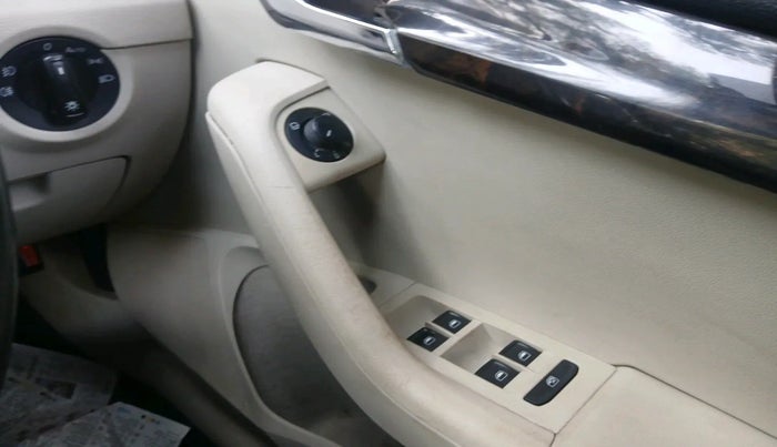 2014 Skoda Octavia ELEGANCE 2.0 TDI AT, Diesel, Automatic, 84,019 km, interior