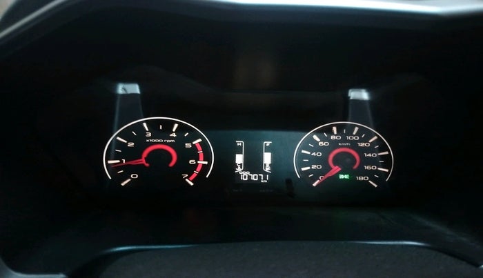 2016 Mahindra Kuv100 K6 PLUS 6 STR, Petrol, Manual, 1,07,071 km, interior