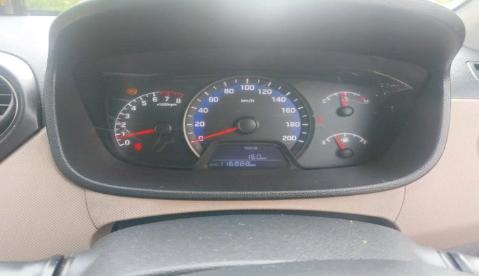 2014 Hyundai Xcent S (O) 1.2, Petrol, Manual, 1,16,888 km, interior