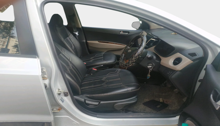 2014 Hyundai Xcent S (O) 1.2, Petrol, Manual, 1,16,888 km, interior