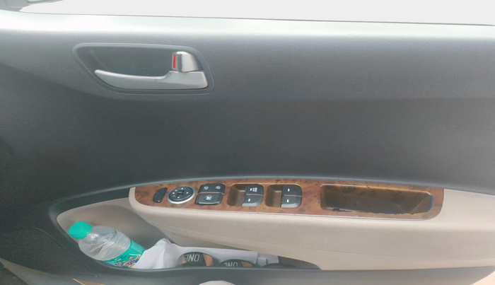 2014 Hyundai Xcent S (O) 1.2, Petrol, Manual, 1,16,888 km, interior