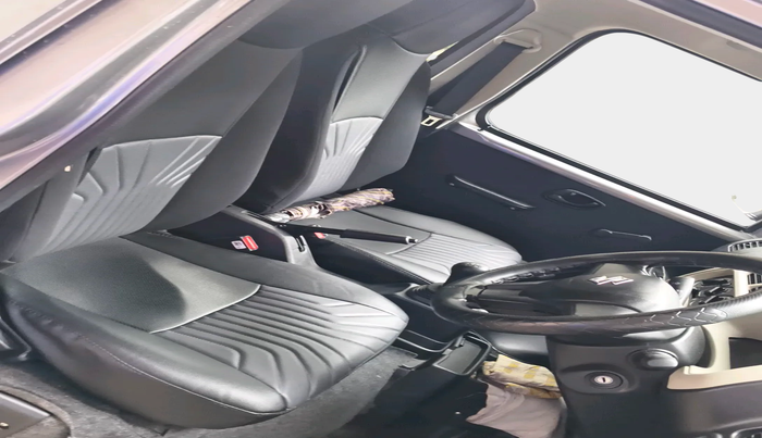 2025 Maruti Eeco 5 STR AC CNG, Petrol, Manual, 2,631 km, interior
