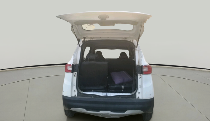 2021 Renault TRIBER RXL MT, Petrol, Manual, 42,973 km, exterior