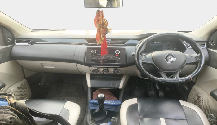 2021 Renault TRIBER RXL MT, Petrol, Manual, 42,973 km, interior