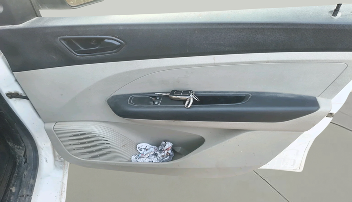 2021 Renault TRIBER RXL MT, Petrol, Manual, 42,973 km, interior