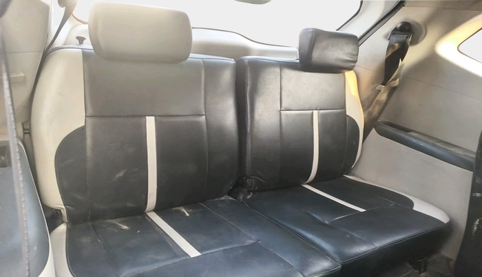 2021 Renault TRIBER RXL MT, Petrol, Manual, 42,973 km, interior