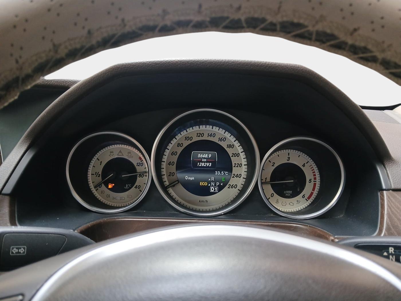 2013 Mercedes Benz E Class E 250 CDI AVANTGARDE, Diesel, Automatic, 1,28,293 km, interior