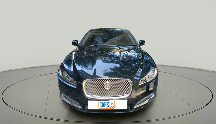 2013 Jaguar XF 2.2 DIESEL LUXURY, Diesel, Automatic, 1,05,971 km, exterior