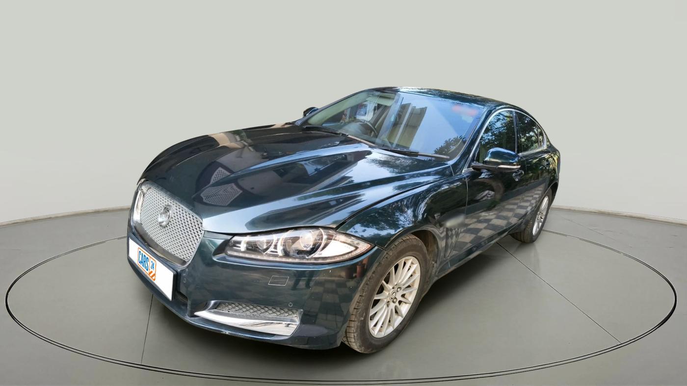 2013 Jaguar XF 2.2 DIESEL LUXURY, Diesel, Automatic, 1,05,972 km, exterior