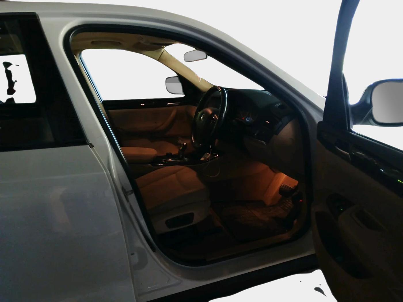 2013 BMW X3 XDRIVE 20D, Diesel, Automatic, 1,29,000 km, interior