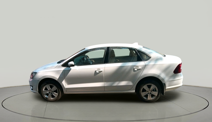 2018 Skoda Rapid AMBITION 1.6 MPI AT, Petrol, Automatic, 65,300 km, exterior