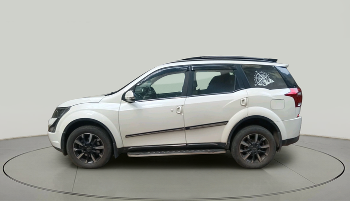 2018 Mahindra XUV500 W11 AT, Diesel, Automatic, 73,607 km, exterior