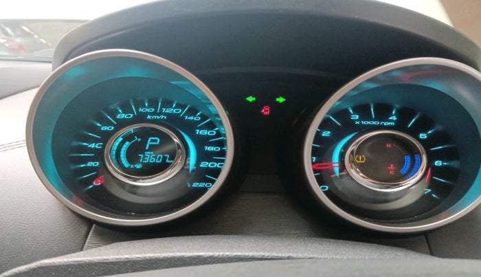 2018 Mahindra XUV500 W11 AT, Diesel, Automatic, 73,607 km, interior