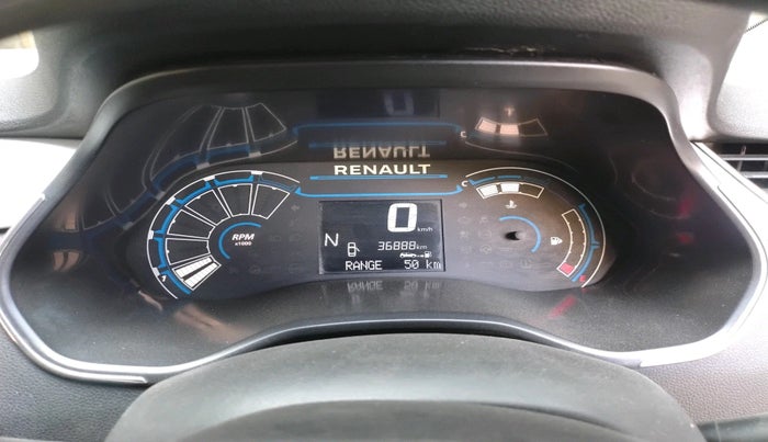 2022 Renault TRIBER RXZ AMT, Petrol, Automatic, 36,888 km, interior