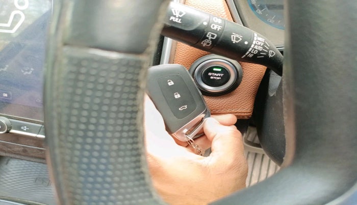 2021 MG HECTOR PLUS SHARP 2.0 DIESEL TURBO MT 6-STR, Diesel, Manual, 1,44,533 km, interior