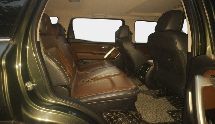 2022 Mahindra SCORPIO-N Z8 L PETROL AT 7 STR, Petrol, Automatic, 13,668 km, interior