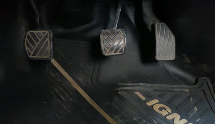 2017 Maruti IGNIS ALPHA 1.2, Petrol, Manual, 49,208 km, interior