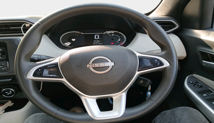 2021 Nissan MAGNITE XL, Petrol, Manual, 19,126 km, interior