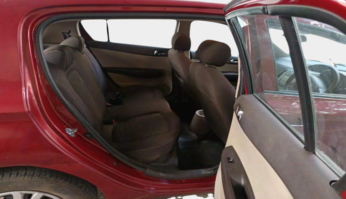 2010 Hyundai i20 MAGNA 1.2, Petrol, Manual, 83,890 km, interior