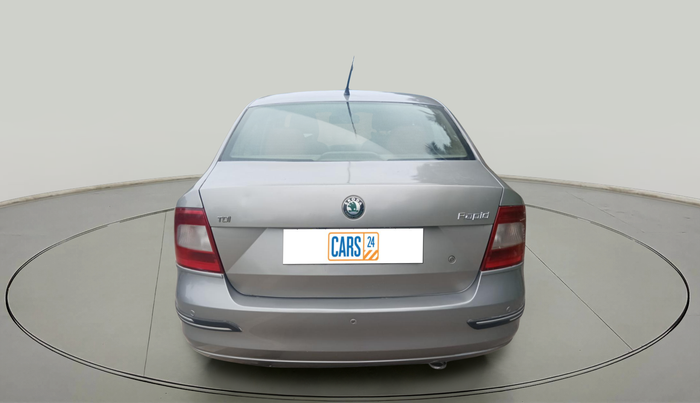 2012 Skoda Rapid AMBITION 1.6 TDI CR MT, Diesel, Manual, 86,979 km, exterior