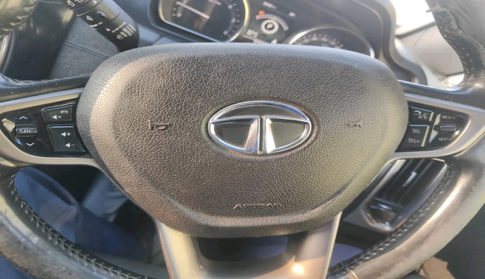 2018 Tata Hexa XTA 4X2 6 STR, Diesel, Automatic, 87,398 km, interior