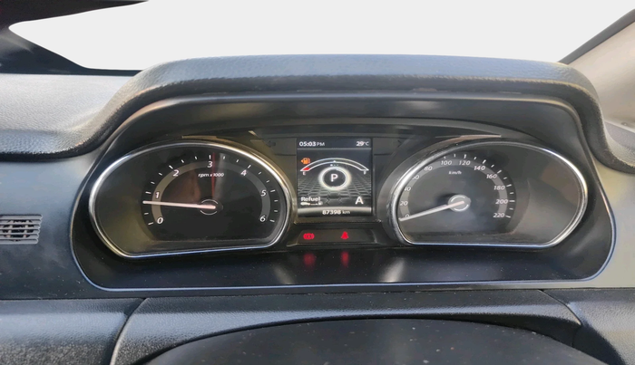 2018 Tata Hexa XTA 4X2 6 STR, Diesel, Automatic, 87,398 km, interior