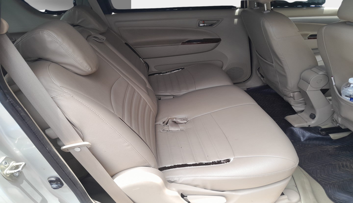 2018 Maruti Ertiga ZXI+, Petrol, Manual, 30,925 km, interior
