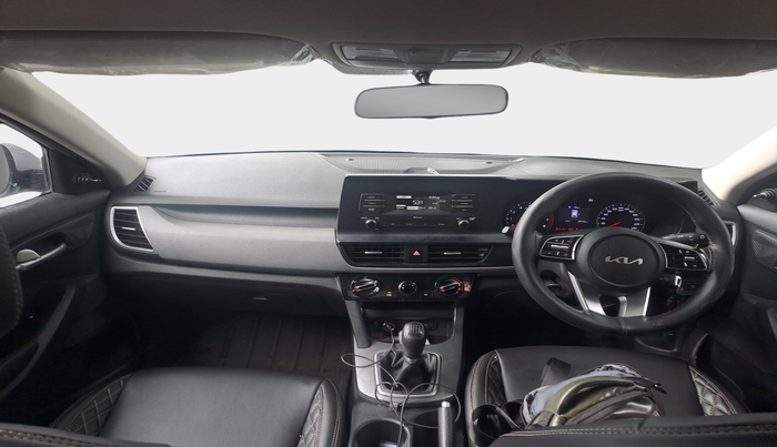 2023 KIA SELTOS  HTE 1.5 PETROL MT, Petrol, Manual, 43,729 km, interior