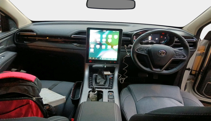 2024 MG HECTOR Snowstorm 1.5 Turbo CVT, Petrol, Automatic, 7,262 km, interior