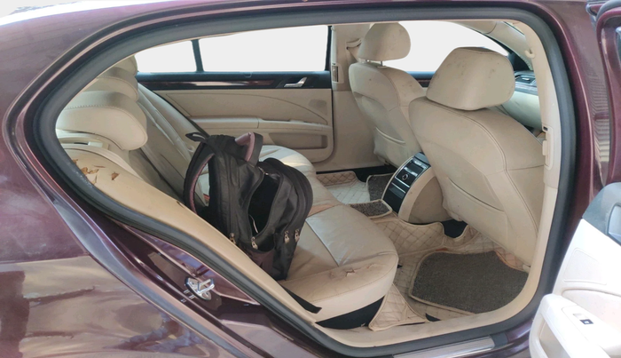 2011 Skoda Superb ELEGANCE 1.8 TSI AT, Petrol, Automatic, 1,00,002 km, interior