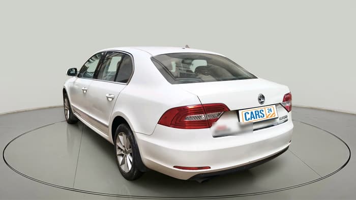 2015 Skoda Superb ELEGANCE 2.0 TDI CR AT, Diesel, Automatic, 77,112 km, exterior