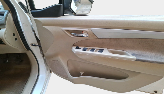 2013 Maruti Ertiga VXI CNG, Petrol, Manual, 1,38,003 km, interior