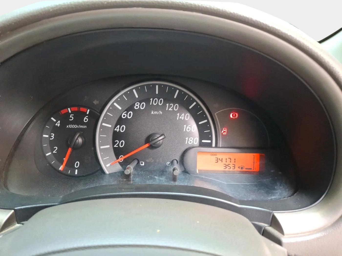 2014 Renault Pulse RXL DIESEL, Diesel, Manual, 34,171 km, interior