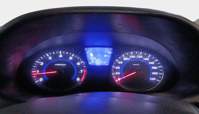 2011 Hyundai Verna FLUIDIC 1.6 VTVT EX, Petrol, Manual, 78,217 km, interior