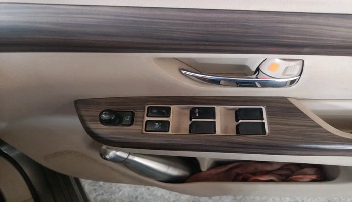 2020 Maruti Ertiga VXI CNG, Petrol, Manual, 72,519 km, interior