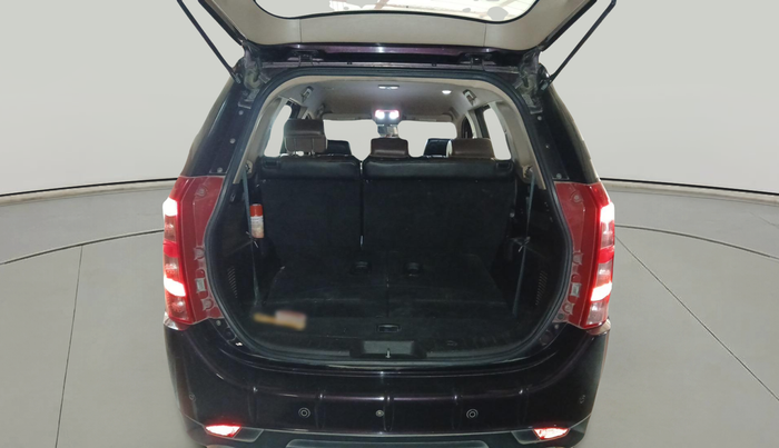 2012 Mahindra XUV500 W8, Diesel, Manual, 84,129 km, exterior