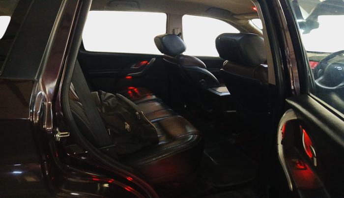 2012 Mahindra XUV500 W8, Diesel, Manual, 84,129 km, interior