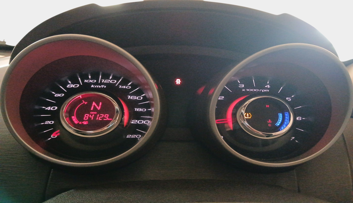 2012 Mahindra XUV500 W8, Diesel, Manual, 84,129 km, interior