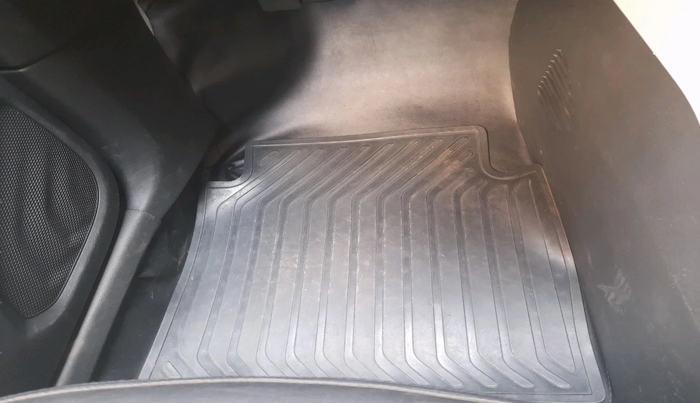 2020 Nissan MAGNITE XL, Petrol, Manual, 20,141 km, interior