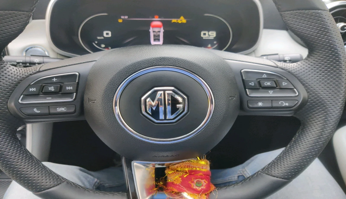 2024 MG ASTOR Savvy Pro 1.5 CVT (Ivory) , Petrol, Automatic, 15,307 km, interior