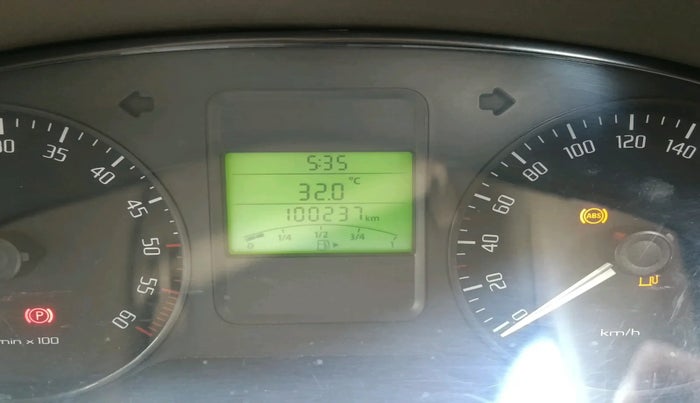 2012 Skoda Rapid AMBITION 1.6 TDI CR MT, Diesel, Manual, 1,00,237 km, interior