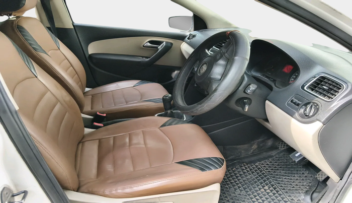 2011 Volkswagen Polo HIGHLINE DIESEL, Diesel, Manual, 77,813 km, interior